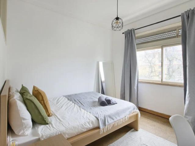 Quarto alugar em Avenidas Novas, Lisboa