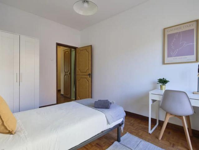 Quarto alugar em Avenidas Novas, Lisboa