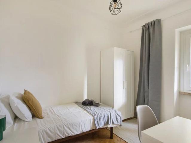 Quarto alugar em Avenidas Novas, Lisboa