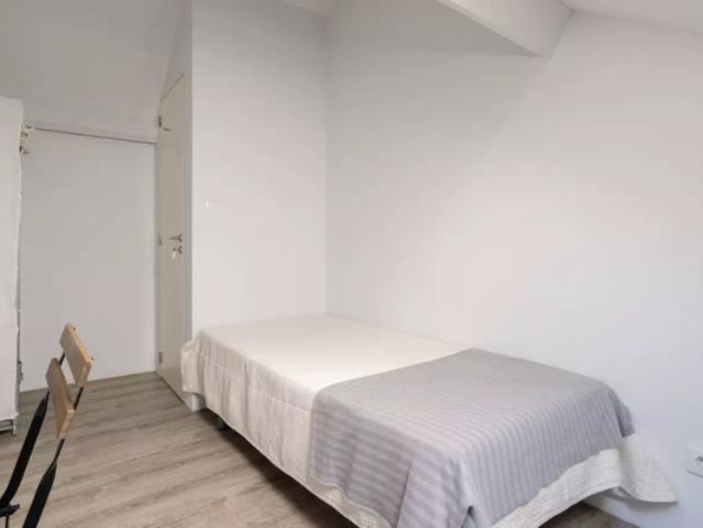 Quarto alugar em Conjunto Urbano da Ribeira, Porto