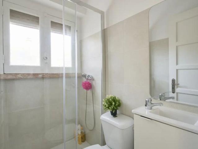 Quarto alugar em Avenidas Novas, Lisboa