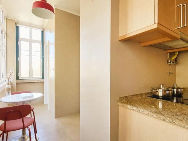 Quarto alugar em Avenidas Novas, Lisboa
