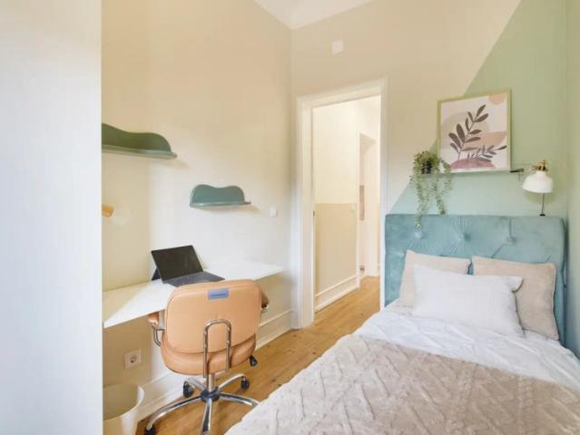 Quarto alugar em Avenidas Novas, Lisboa