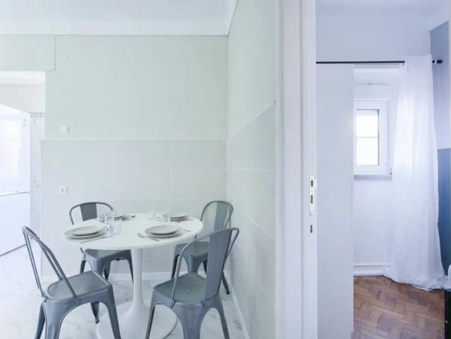 Quarto alugar em Avenidas Novas, Lisboa