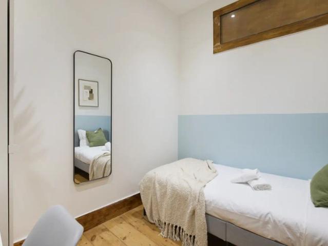 Quarto alugar em Avenidas Novas, Lisboa