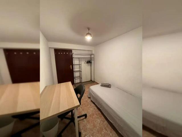 Quarto alugar em Avenidas Novas, Lisboa