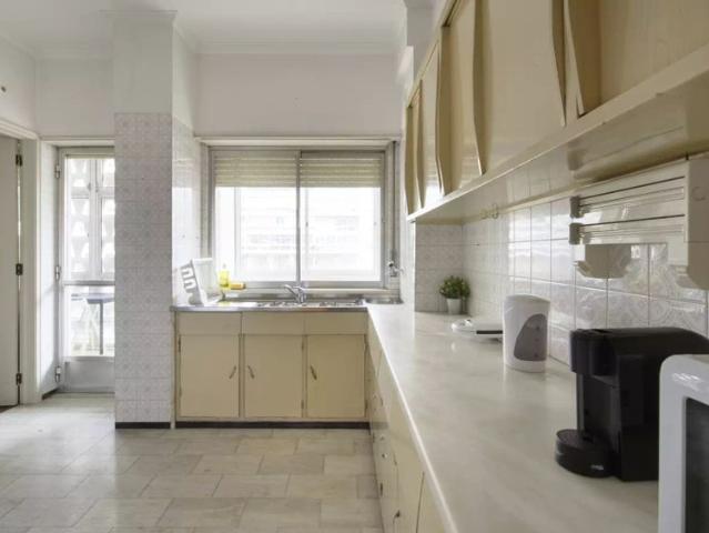 Quarto alugar em Avenidas Novas, Lisboa
