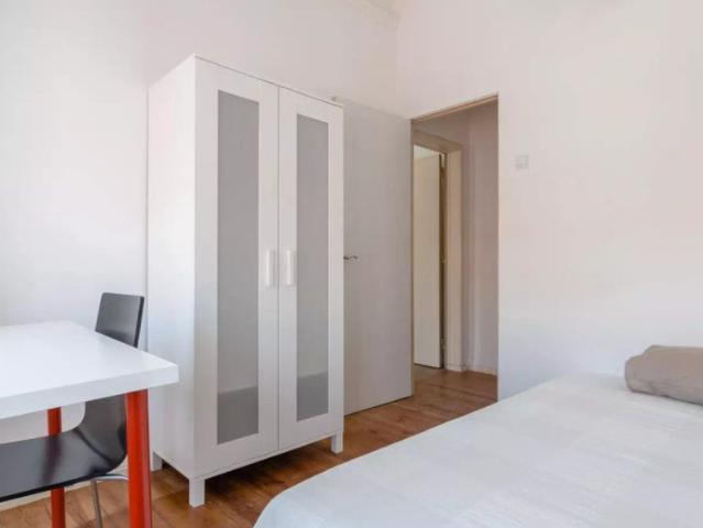 Quarto alugar em Avenidas Novas, Lisboa