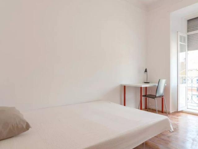 Quarto alugar em Avenidas Novas, Lisboa