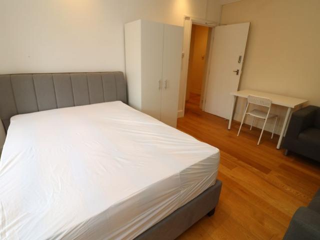 Room for rent in St. John's Wood, Greater London