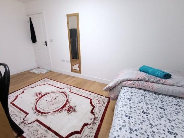 Room for rent in Plashet, Greater London