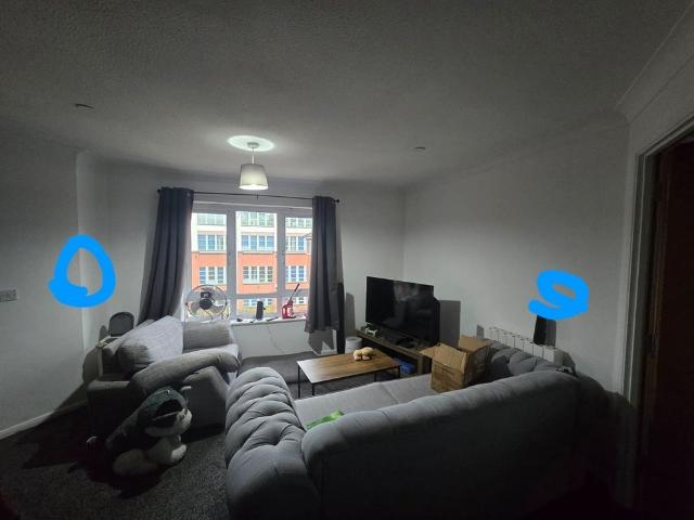 Room for rent in Lenton Abbey, Haddon