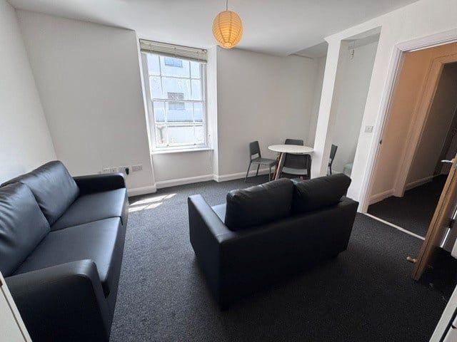 Room for rent in City Centre, Feckenham