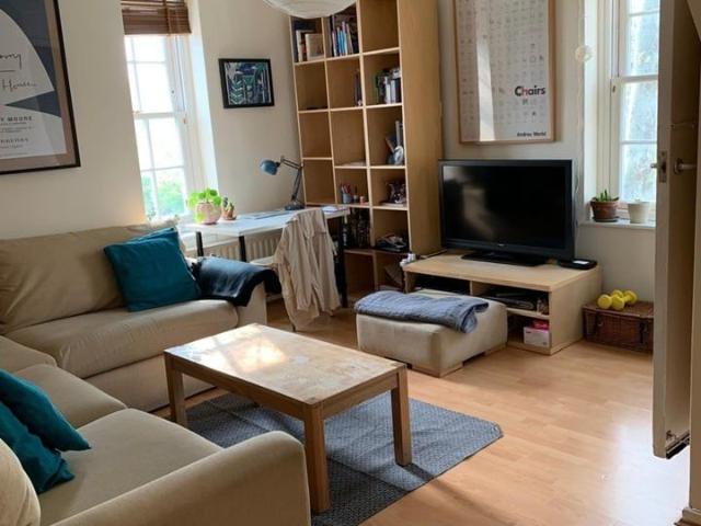 Apartment for rent in Kennington, Greater London