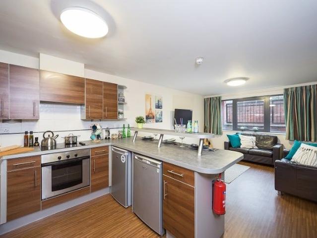 Room for rent in City Centre, Isle Of Man