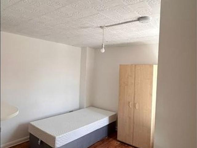 Room for rent in Harlesden, Greater London