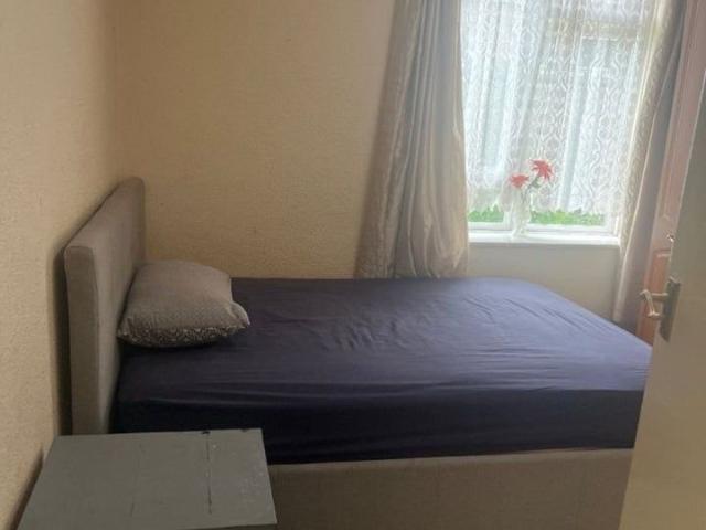 Apartment for rent in London Borough of Barking and Dagenham, Greater London