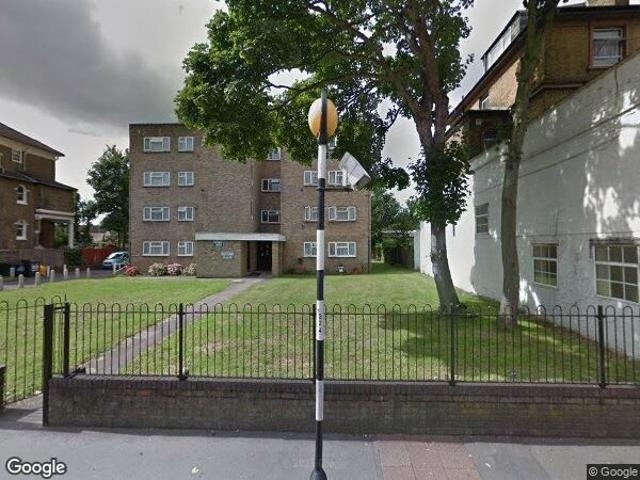 Room for rent in London Borough of Croydon, Cat Hill