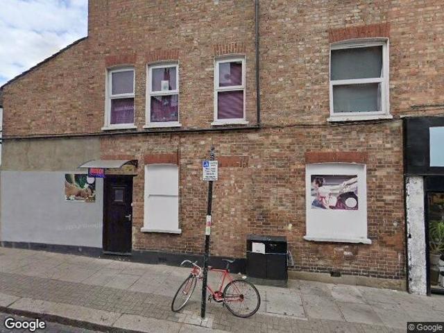 Apartment for rent in Furzedown, Greater London