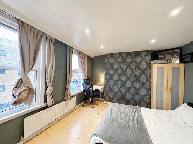 Room for rent in Rotherhithe, Greater London