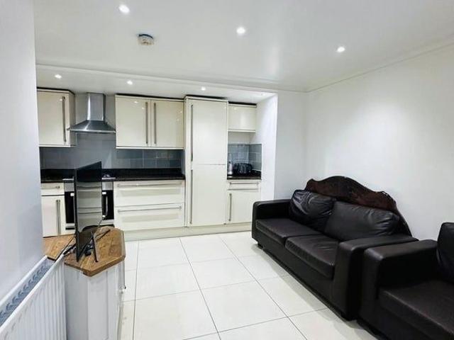 Apartment for rent in London Borough of Southwark, Greater London