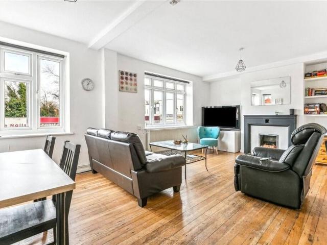 Apartment for rent in Streatham, Greater London
