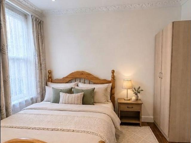 Apartment for rent in East Greenwich, Greater London