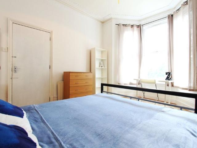 Room for rent in South Tottenham, Greater London