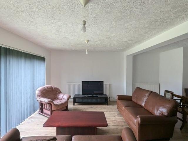 Apartment for rent in Lenton Abbey, Haddon