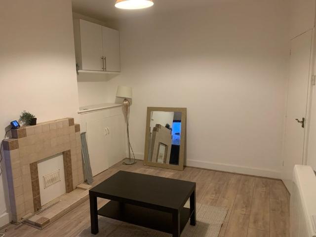 Room for rent in Newtown, Reading