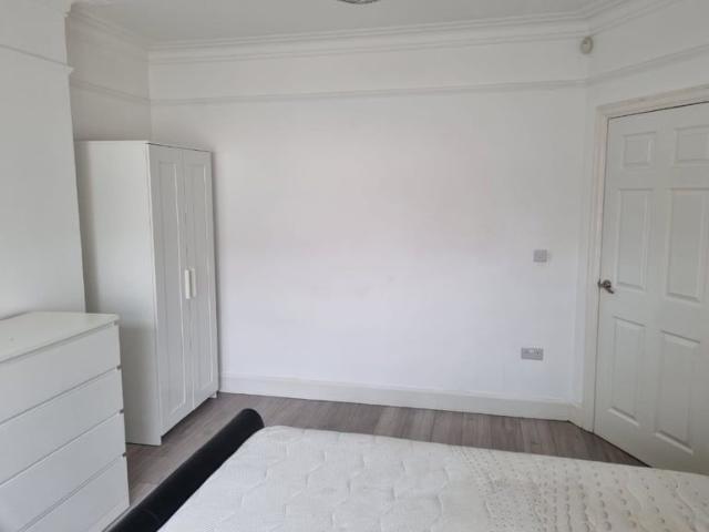 Room for rent in Hendon, Greater London