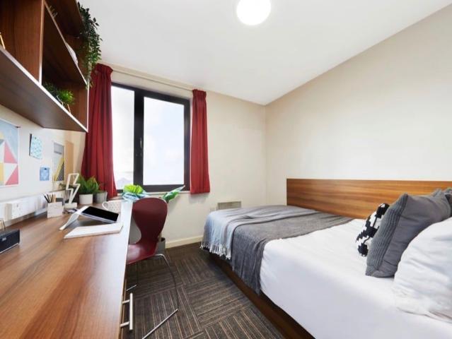 Apartment for rent in Park Central, Birmingham