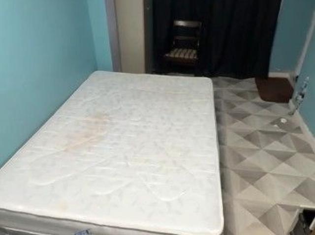 Room for rent in Gants Hill, Greater London