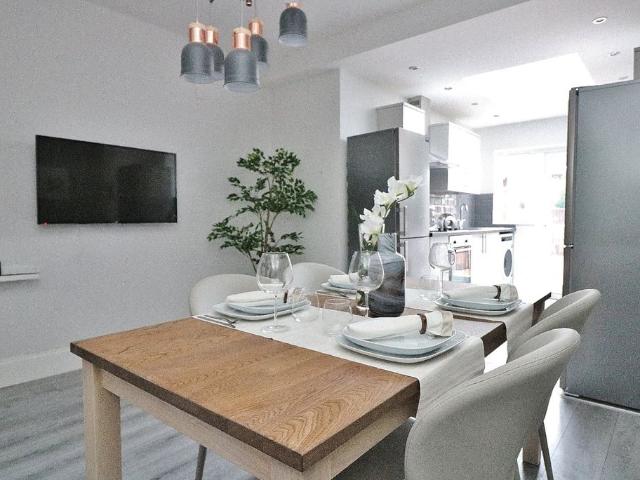 Room for rent in Shepherd's Bush, Greater London