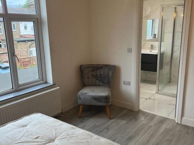 Room for rent in Upper Edmonton, Edmonton