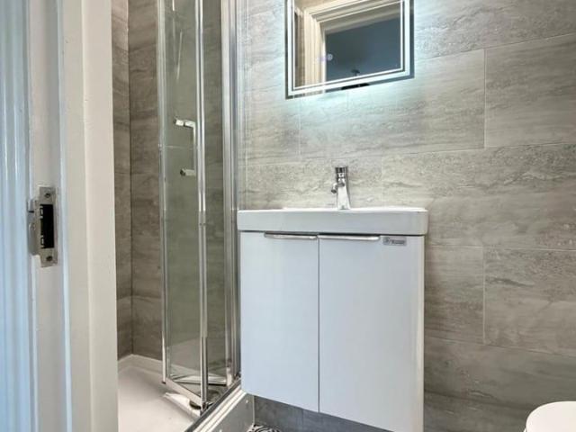 Room for rent in Shepherd's Bush, Greater London