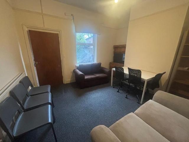 Room for rent in Ladywood, West Midlands