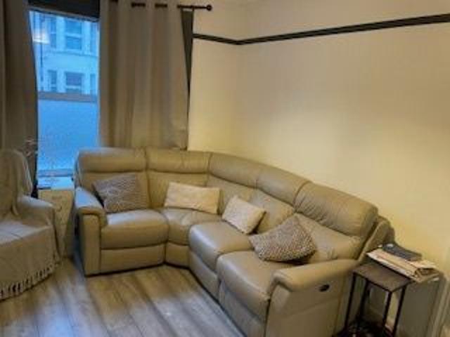 Room for rent in London Borough of Croydon, South Norwood