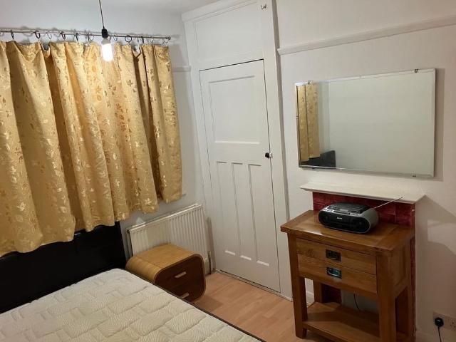 Room for rent in Upper Edmonton, Greater London
