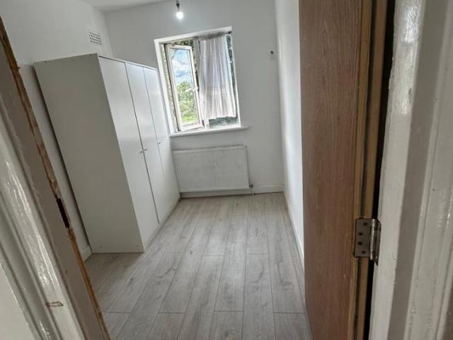 Room for rent in Sudbury, Greater London