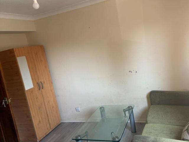 Room for rent in Greater London