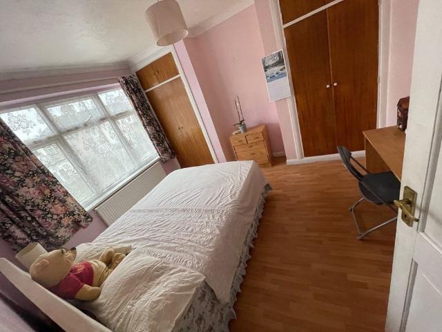 House for rent in London Borough of Croydon, Isle Of Man