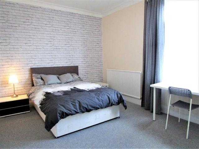 Room for rent in West Yorkshire
