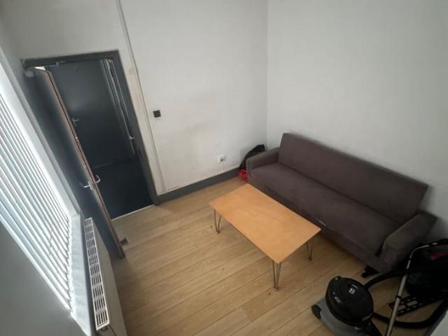 Room for rent in Park Central, Birmingham