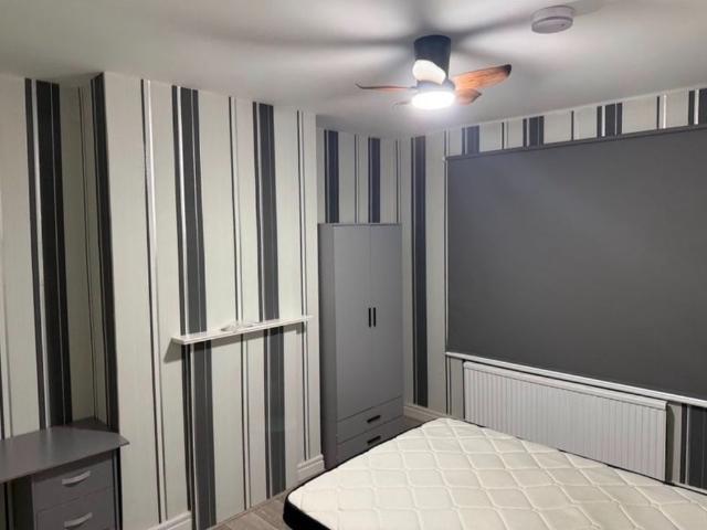 Room for rent in Gants Hill, Greater London