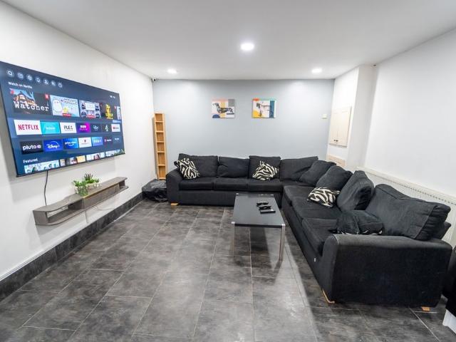 Room for rent in Ladywood, West Midlands