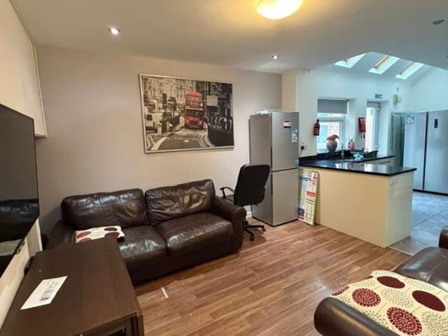 Room for rent in Ladywood, West Midlands