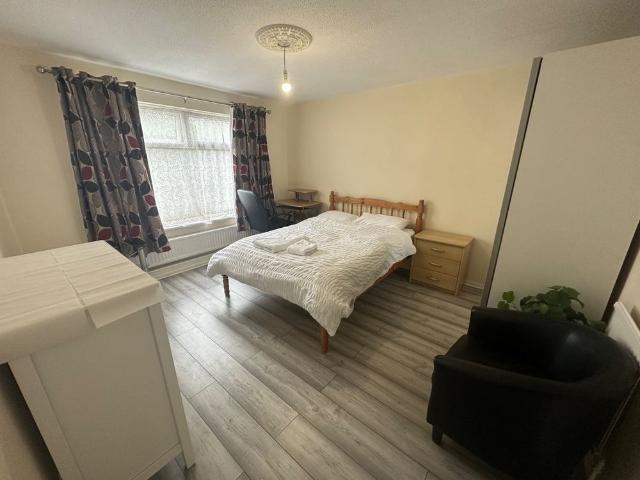 Room for rent in City Centre, Georgia