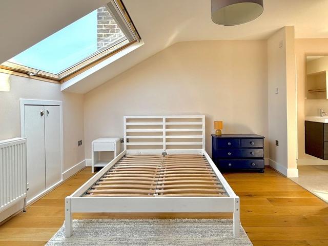 Room for rent in South Tottenham, Greater London