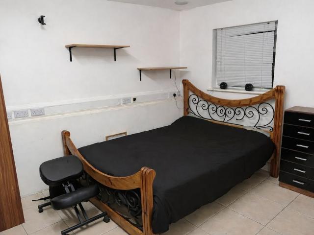 Room for rent in Colindale, Greater London